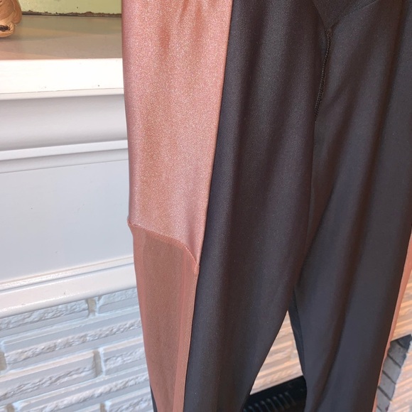 Beach Riot Sport Black Copper Sheer Crossover Waist High Rise Leggings Size S - Picture 4 of 5
